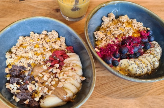 Image of the choconut granola bowl.